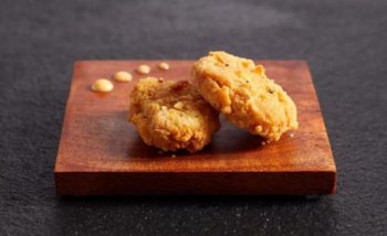 В Сингапуре разрешили продажу выращенного в лаборатории мяса В Сингапуре разрешили продажу выращенного в лаборатории мяса