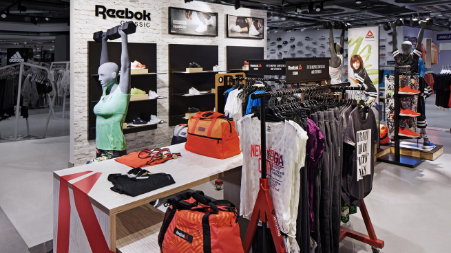 Онлайн-продажами Reebok в Европе займется Farfetch Онлайн-продажами Reebok в Европе займется Farfetch