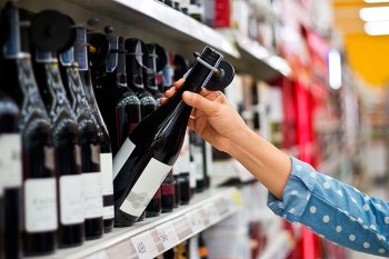Who is Mr. Wine Shopper? Как развивать продажи категории вин в рознице Who is Mr. Wine Shopper? Как развивать продажи категории вин в рознице