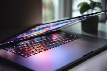 Lenovo может потерять бренд в России Lenovo может потерять бренд в России