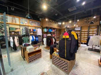 Магазины VANS переходят под управление компании VF Магазины VANS переходят под управление компании VF