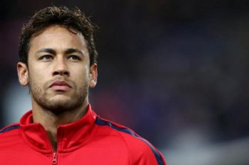 Nike расторгла контракт с Неймаром из-за обвинений в домогательствах Nike расторгла контракт с Неймаром из-за обвинений в домогательствах