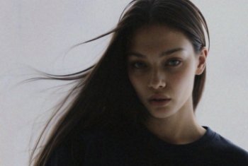 Nikita Efremov использовал искусственный интеллект для продвижения новой коллекции Nikita Efremov использовал искусственный интеллект для продвижения новой коллекции