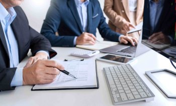 Wildberries провел опрос ко Дню предпринимателя и узнал, как они начинали свой бизнес Wildberries провел опрос ко Дню предпринимателя и узнал, как они начинали свой бизнес