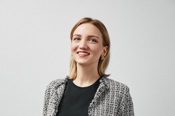 Александра Артюшкина, Lamoda: «Теперь мы понимаем, что можем справиться с любой ситуацией» Александра Артюшкина, Lamoda: «Теперь мы понимаем, что можем справиться с любой ситуацией»