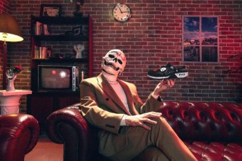 Crocs и французский электронный музыкант Владимир Кошмар представят совместную коллаборацию Crocs и французский электронный музыкант Владимир Кошмар представят совместную коллаборацию