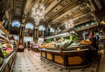 Универмаг «Елисеевский» может стать фудхоллом Универмаг «Елисеевский» может стать фудхоллом