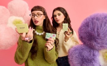 Сбер и Arive Makeup выпустил бьюти-карту только для молодежи (ФОТО) Сбер и Arive Makeup выпустил бьюти-карту только для молодежи (ФОТО)