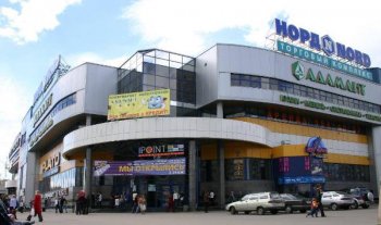 Освободившиеся площади ТЦ переоборудуют под фуд-холлы Освободившиеся площади ТЦ переоборудуют под фуд-холлы