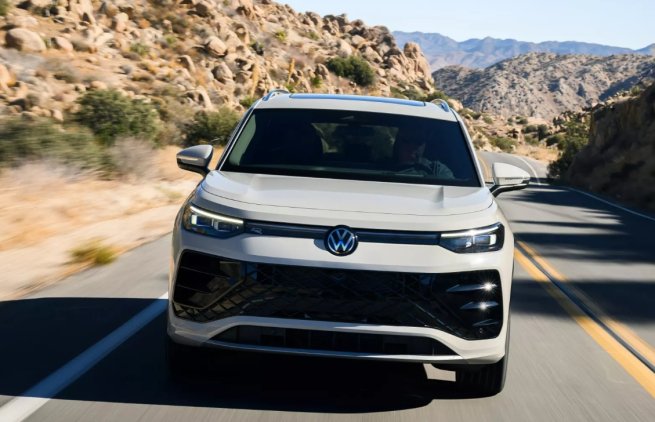 Volkswagen увольняет около 20 тысяч сотрудников Volkswagen увольняет около 20 тысяч сотрудников