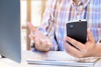 Lamoda опровергла связь своих SMS-сообщений клиентам с доступом к «Госуслугам» Lamoda опровергла связь своих SMS-сообщений клиентам с доступом к «Госуслугам»