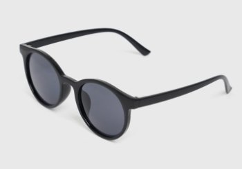 Бренд O’STIN впервые выпустил коллекцию солнцезащитных очков