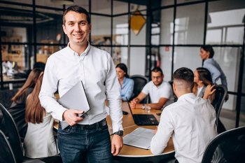 Заряженные на результат: как справиться с «не хочу» и «не умею» в отделе продаж Заряженные на результат: как справиться с «не хочу» и «не умею» в отделе продаж