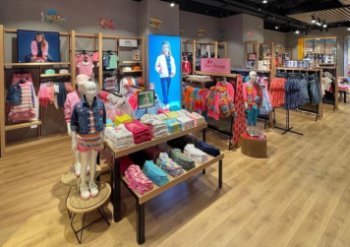 Развитием итальянского бренда OVS на российском рынке займется Fiba Group Развитием итальянского бренда OVS на российском рынке займется Fiba Group