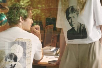 O’STIN и Яндекс Книги выпустили лимитированную коллекцию к юбилею Сергея Есенина (ФОТО) O’STIN и Яндекс Книги выпустили лимитированную коллекцию к юбилею Сергея Есенина (ФОТО)