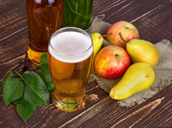 Производители сидра попросили ввести минимальную цену в 100 рублей за литр Производители сидра попросили ввести минимальную цену в 100 рублей за литр