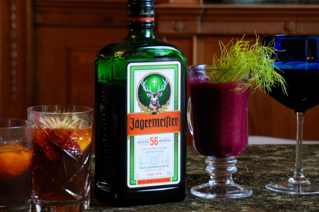 Роспатент счел этикетку калужского ликера слишком похожей на Jagermeister Роспатент счел этикетку калужского ликера слишком похожей на Jagermeister