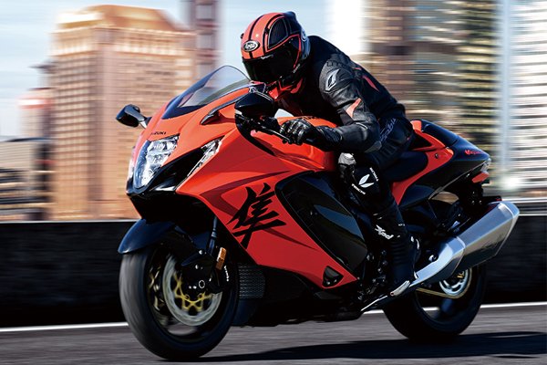 Suzuki обновил логотип впервые за 22 года (ФОТО) Suzuki обновил логотип впервые за 22 года (ФОТО)