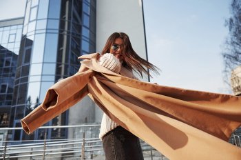 Не Chanel, но очень хочется: как российским брендам одежды попасть в премиум-сегмент Не Chanel, но очень хочется: как российским брендам одежды попасть в премиум-сегмент