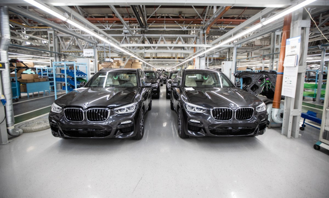 В Калининграде собрали «прощальную» партию BMW В Калининграде собрали «прощальную» партию BMW