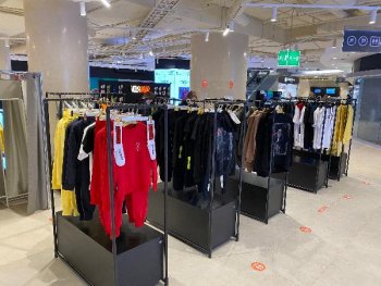 В Петербурге открылся корнер бренда одежды Павла Воли и Ляйсан Утяшевой – VOLЯ WEAR В Петербурге открылся корнер бренда одежды Павла Воли и Ляйсан Утяшевой – VOLЯ WEAR