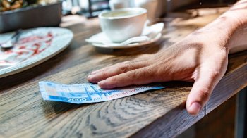 В Госдуму внесли законопроект о «ресторанном сборе» в пользу участников СВО В Госдуму внесли законопроект о «ресторанном сборе» в пользу участников СВО