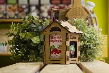 «Мама Карелия»: как северная трава-мурава и ягоды стали бизнесом и популярным карельским сувениром «Мама Карелия»: как северная трава-мурава и ягоды стали бизнесом и популярным карельским сувениром