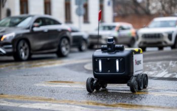 «Яндекс» тестирует роботов-курьеров в условиях настоящей зимы «Яндекс» тестирует роботов-курьеров в условиях настоящей зимы