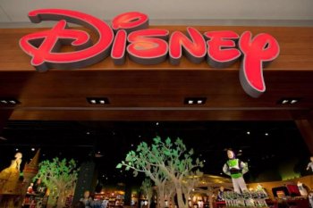 The Walt Disney закроет десятки розничных магазинов The Walt Disney закроет десятки розничных магазинов