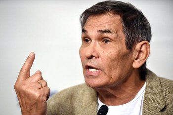 Бари Алибасов не смог отсудить 100 млн рублей у производителя «Крота» Бари Алибасов не смог отсудить 100 млн рублей у производителя «Крота»