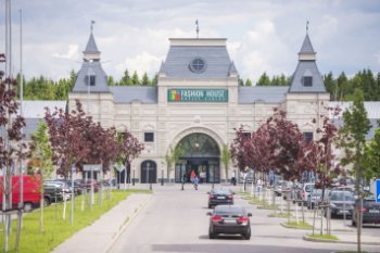 «Юникредит банк» подал иски к структурам Fashion House в России «Юникредит банк» подал иски к структурам Fashion House в России