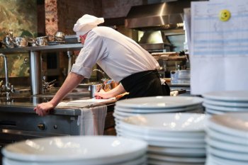 Петербургский бизнес получит отсрочку по арендным платежам за третий квартал Петербургский бизнес получит отсрочку по арендным платежам за третий квартал