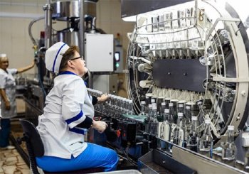 «БрянскСпиртПром» будет выпускать линейку ликеров и коктейлей под брендом Stoli «БрянскСпиртПром» будет выпускать линейку ликеров и коктейлей под брендом Stoli