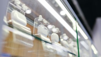 Продажи наушников и гарнитур в 2025 году стали рекордными за последние пять лет Продажи наушников и гарнитур в 2025 году стали рекордными за последние пять лет