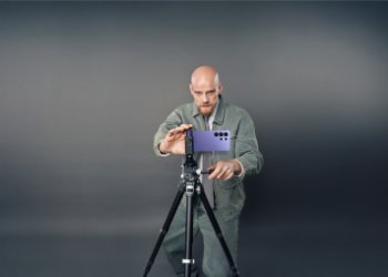 Юрий Колокольников стал лицом новой рекламной кампании Galaxy S26 Ultra для Samsung Galaxystore Юрий Колокольников стал лицом новой рекламной кампании Galaxy S26 Ultra для Samsung Galaxystore