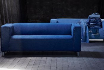 ИКЕА выпустила чехлы из переработанных джинсов для своего легендарного дивана ИКЕА выпустила чехлы из переработанных джинсов для своего легендарного дивана