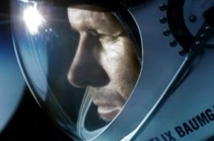 Падение "железного" Феликса, или Как Red Bull покорил стратосферу Падение "железного" Феликса, или Как Red Bull покорил стратосферу