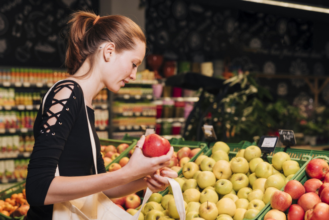 Росстат: в России в июле подешевели фрукты и овощи Росстат: в России в июле подешевели фрукты и овощи