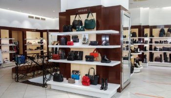 GUESS начинает сотрудничество с Rendez-Vous GUESS начинает сотрудничество с Rendez-Vous