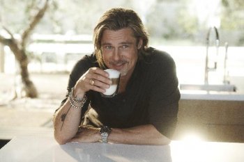 Брэд Питт стал новым лицом рекламной кампании De'Longhi (видео) Брэд Питт стал новым лицом рекламной кампании De'Longhi (видео)