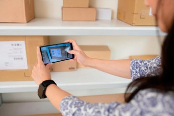 Контроль за продавцами маркированных товаров усиливается: разбираем новые индикаторы риска Контроль за продавцами маркированных товаров усиливается: разбираем новые индикаторы риска