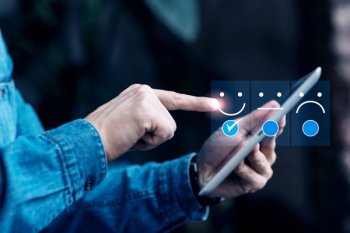 9 из 10 потребителей читают более пяти отзывов перед покупкой товара 9 из 10 потребителей читают более пяти отзывов перед покупкой товара