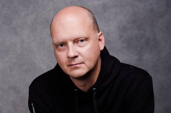 Андрей Губанов, розничная сеть МТС: «Операторская розница сокращается, и это отличный тренд на оздоровление рынка» Андрей Губанов, розничная сеть МТС: «Операторская розница сокращается, и это отличный тренд на оздоровление рынка»