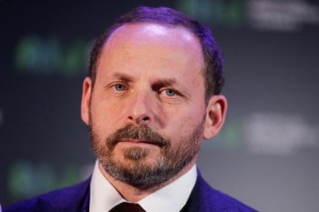 Аркадий Волож окончательно попрощался с сотрудниками «Яндекса» Аркадий Волож окончательно попрощался с сотрудниками «Яндекса»