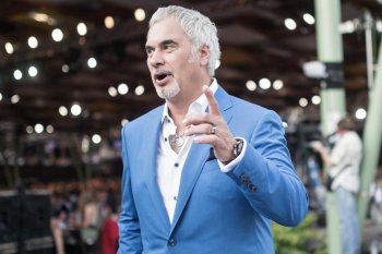 С ТЦ «Вантаж» Валерия Меладзе сняли административную статью за нарушение договора с мэрией Москвы С ТЦ «Вантаж» Валерия Меладзе сняли административную статью за нарушение договора с мэрией Москвы