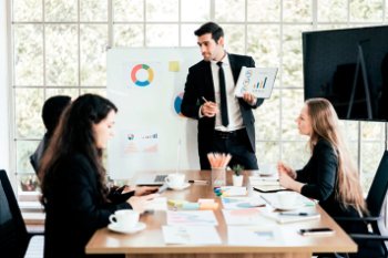 От ценностей к доверию: этичный digital-маркетинг для современного предпринимателя От ценностей к доверию: этичный digital-маркетинг для современного предпринимателя