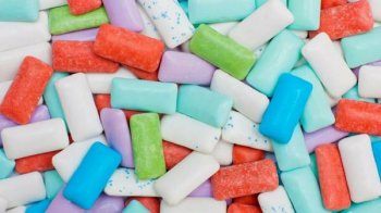 Жвачка стала самым подорожавшим за год санкций продуктом в России Жвачка стала самым подорожавшим за год санкций продуктом в России