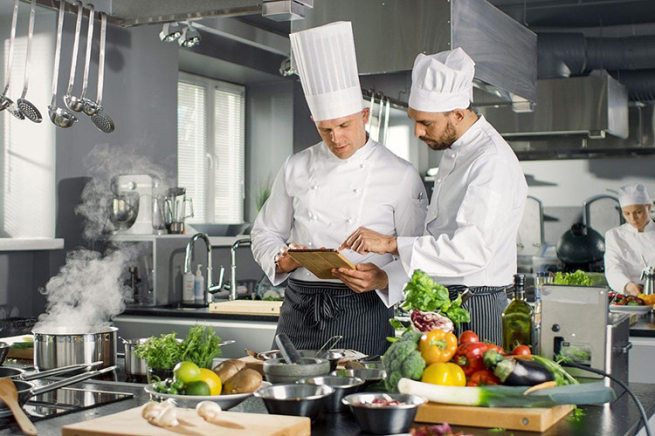 Новая русская кухня: как рестораны перестраивают бизнес-процессы и развивают локальную гастрономию Новая русская кухня: как рестораны перестраивают бизнес-процессы и развивают локальную гастрономию