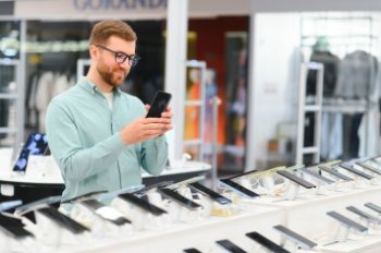 Аналитика МТС: продажи iPhone показали рост на 30% в преддверии выхода новой модели Аналитика МТС: продажи iPhone показали рост на 30% в преддверии выхода новой модели