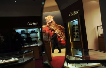 Владелец бренда Cartier фиксирует снижение продаж на фоне падения спроса в Китае Владелец бренда Cartier фиксирует снижение продаж на фоне падения спроса в Китае